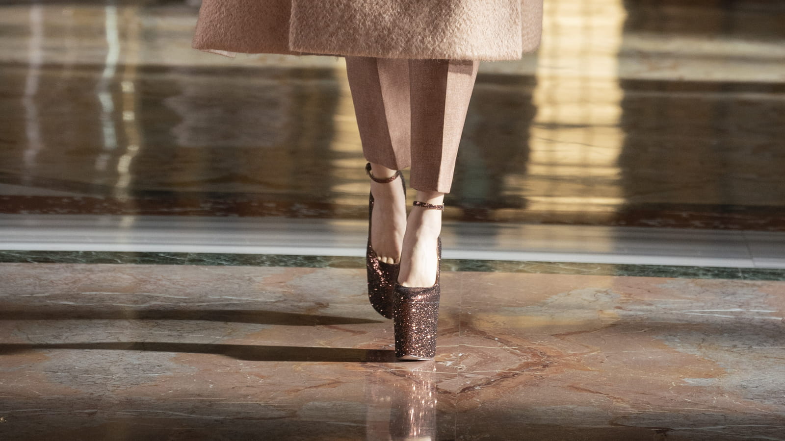 Look 53