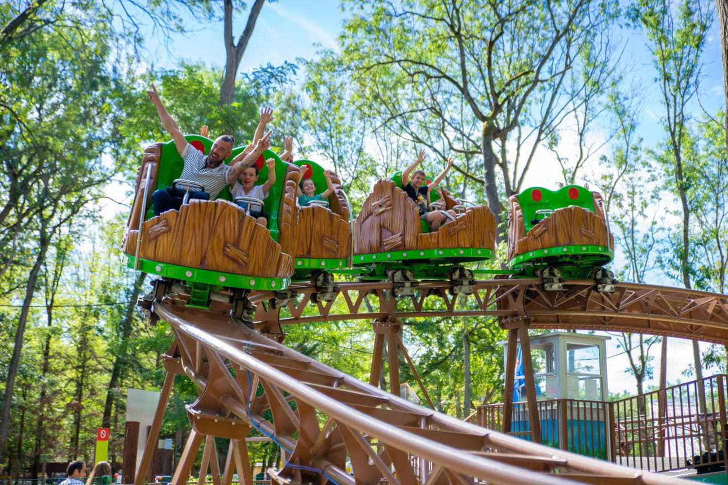 this amusement park is our good plan for the All Saints’ Day holidays this amusement park is our good plan for the All Saints’ Day holidays