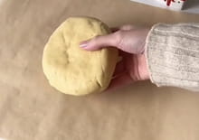 Biscuits sablés étoile fourrés à la pâte à tartiner : Etape 1