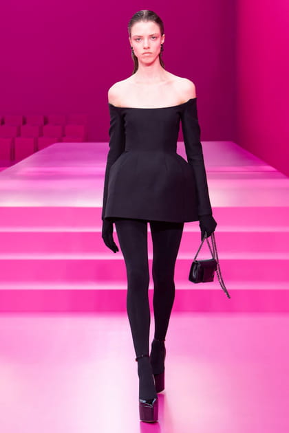 Look 51&nbsp;du d&eacute;fil&eacute; Valentino