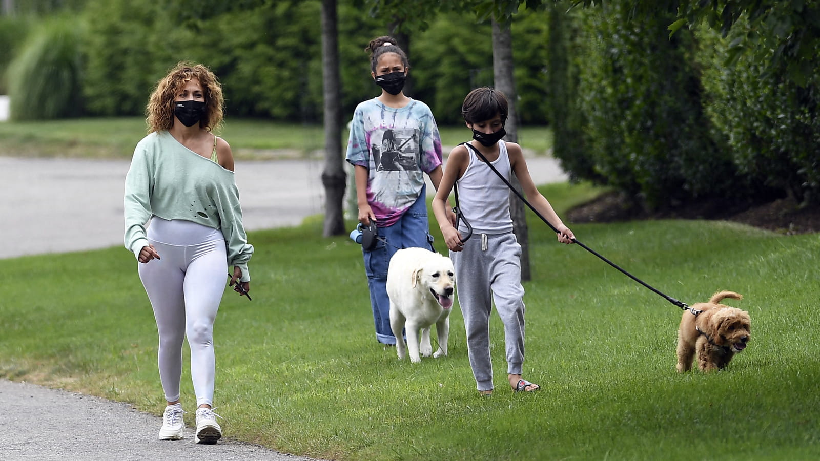 Jennifer Lopez avec ses jumeaux Emme et Maximilian