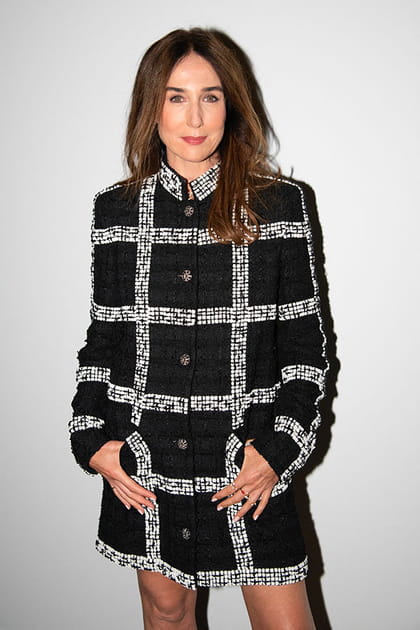 Elsa Zylberstein au d&eacute;fil&eacute; Chanel