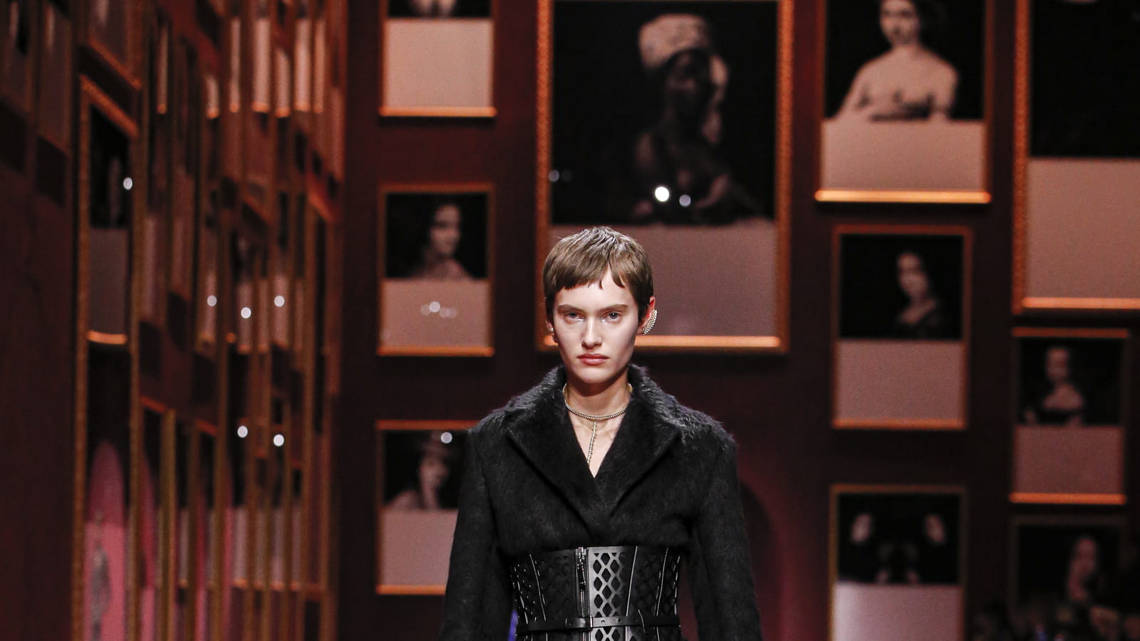 Look 13