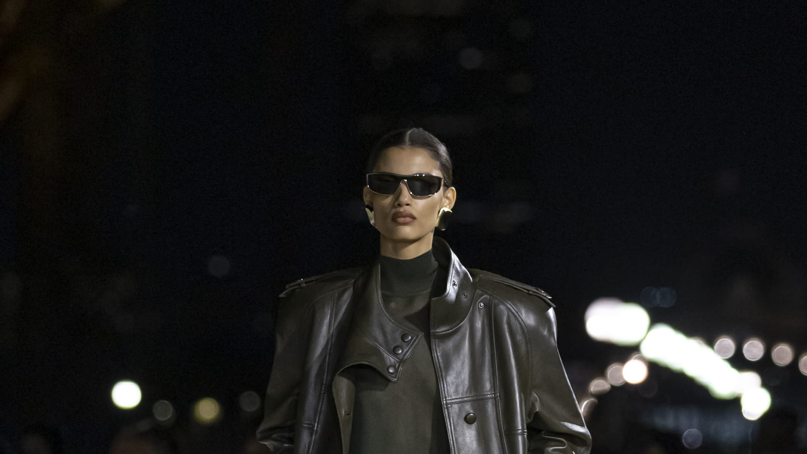 Look 1