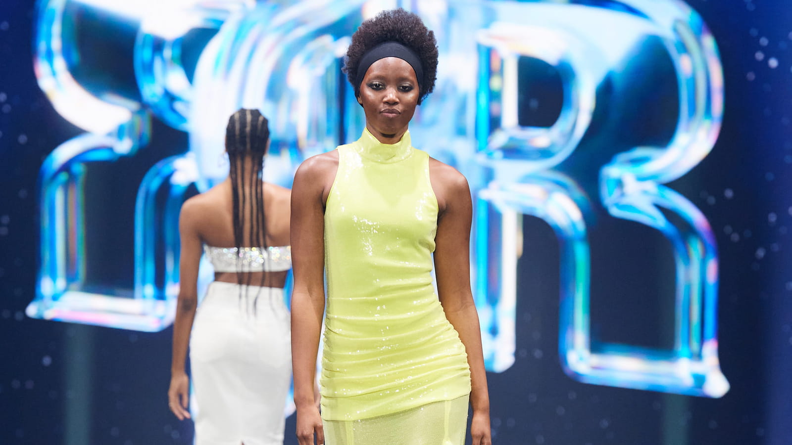 Look 21