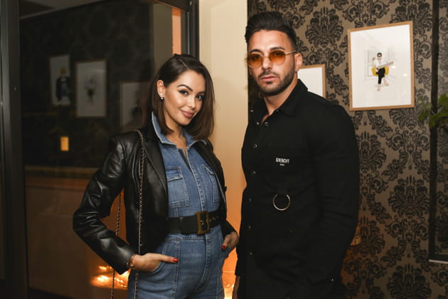 Nabilla montre son baby-bump avec Thomas Vergara &agrave; la soir&eacute;e officielle de BACURAU