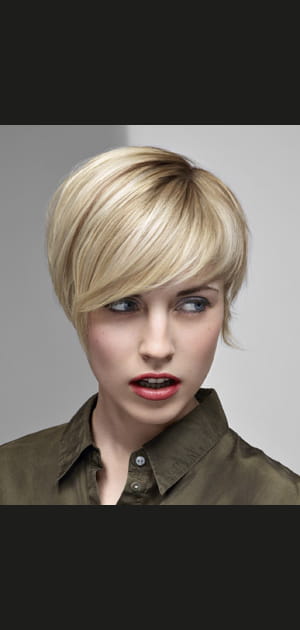 Coupe courte - Collection automne-hiver 2011-2012&nbsp;Interm&egrave;de