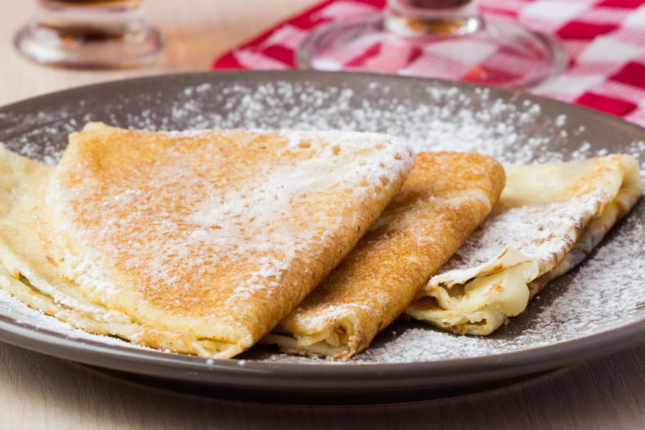 Comment huiler la crêpière facilement ?