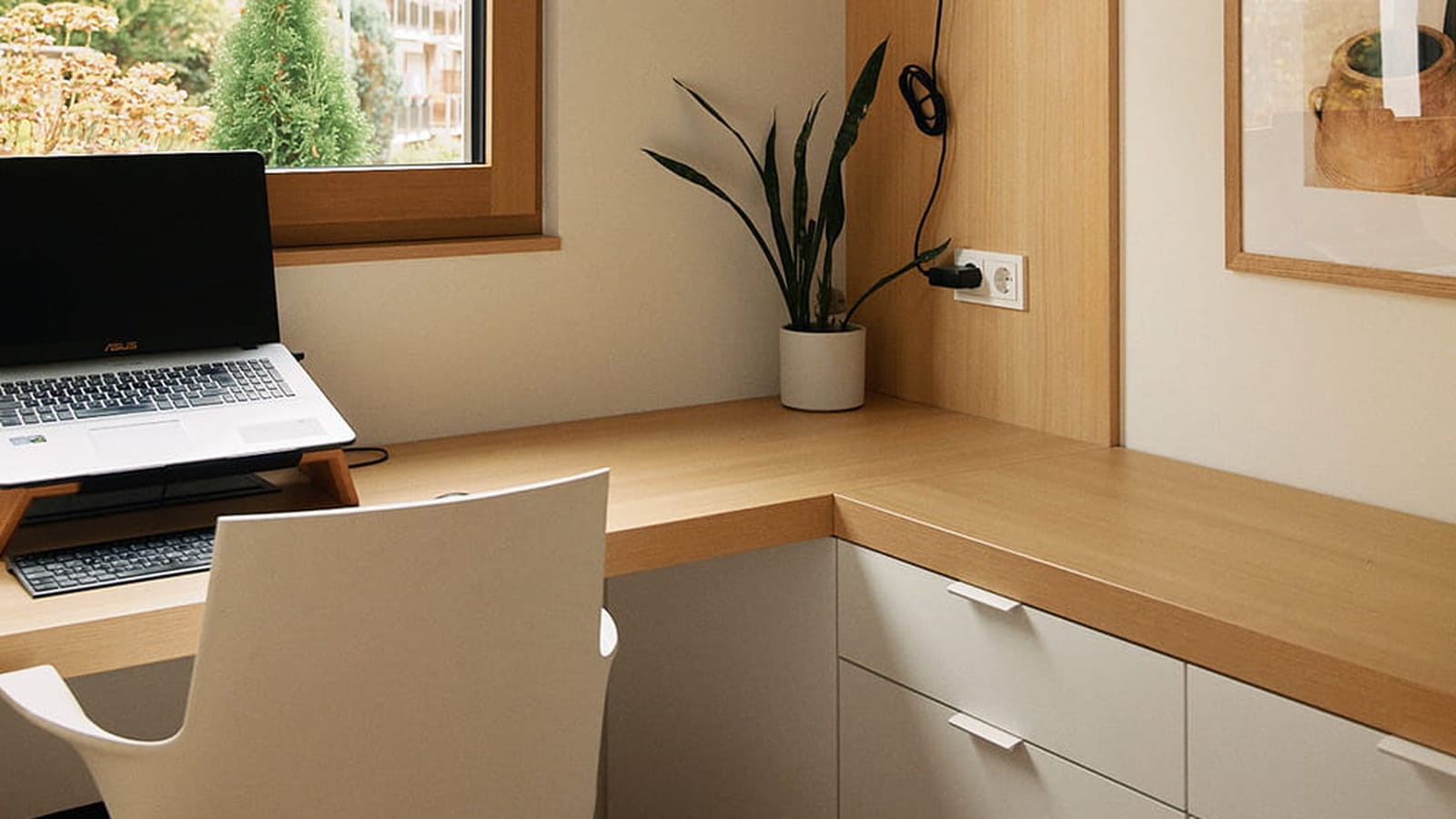 Bureau d'angle