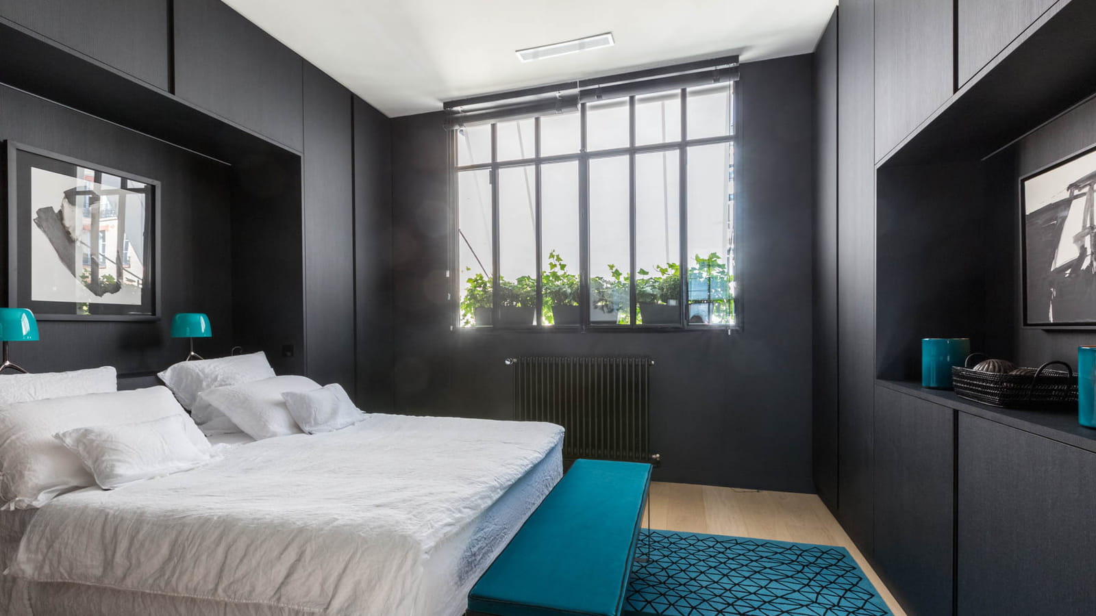Chambre noire qui garde espoir 