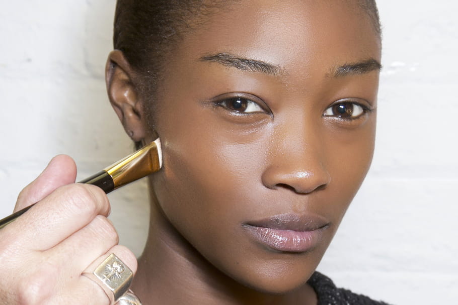 Video Comment Traiter Et Estomper Les Taches Pigmentaires