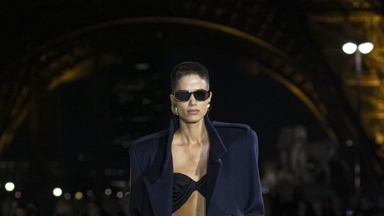 Look 32