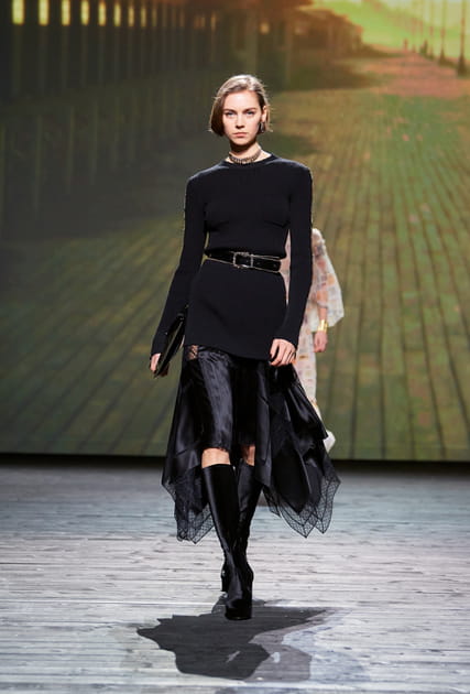 Look 63&nbsp;du d&eacute;fil&eacute; Chanel automne-hiver 2024-2025