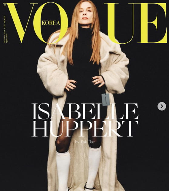 Isabelle Huppert n'a jamais eu les cheveux aussi longs, elle est sublime