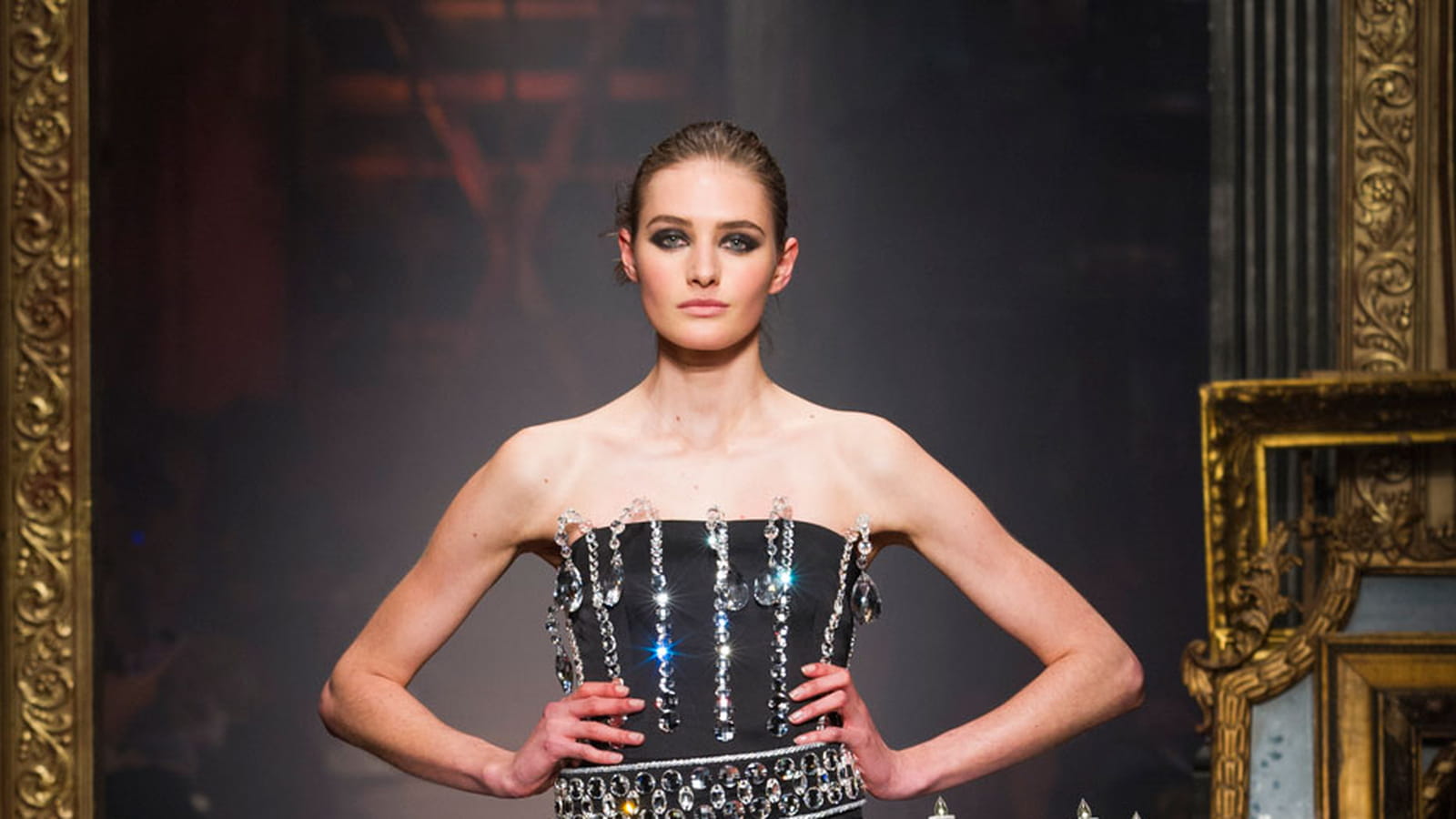 Robe chandelier Moschino