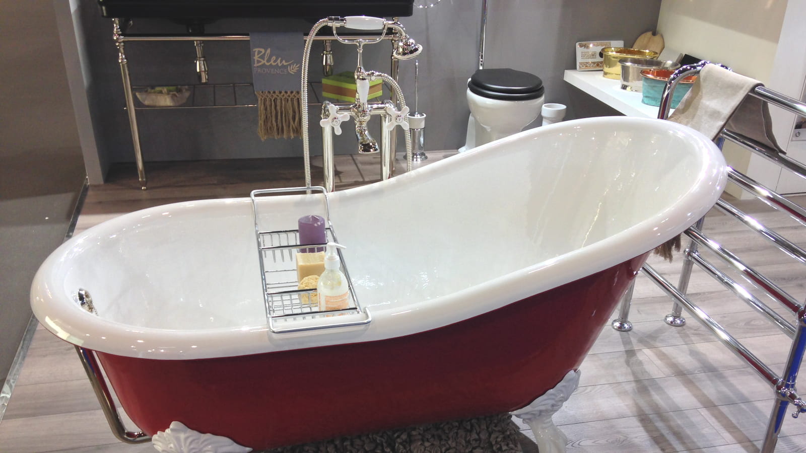 Baignoire colorée