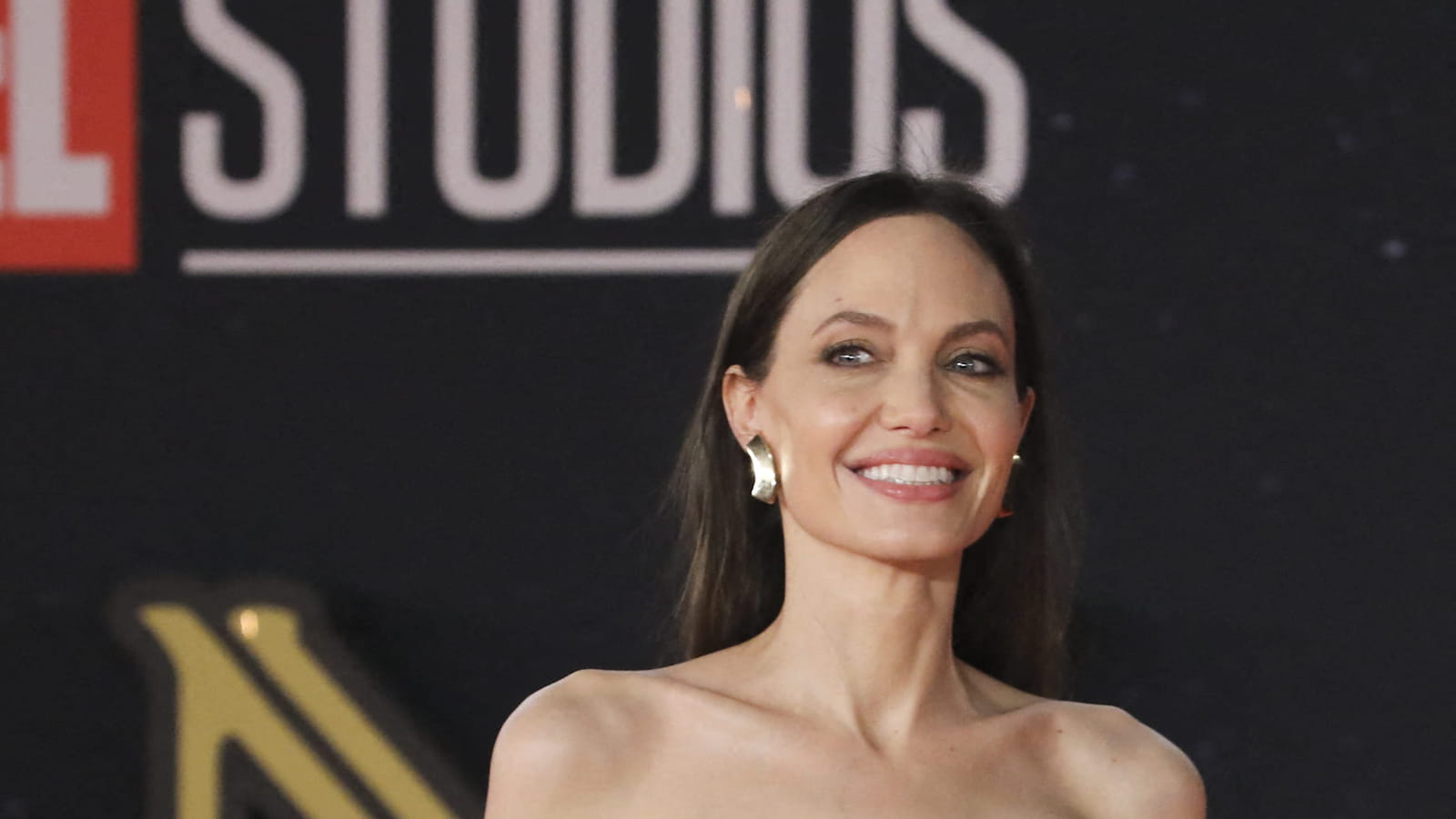 Angelina Jolie 