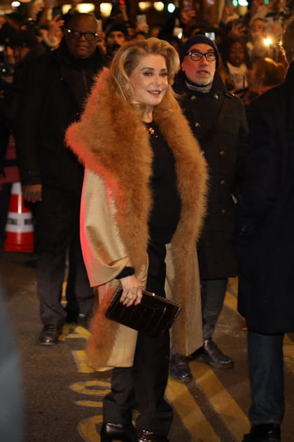 Catherine Deneuve au d&eacute;fil&eacute; Jean Paul Gaultier