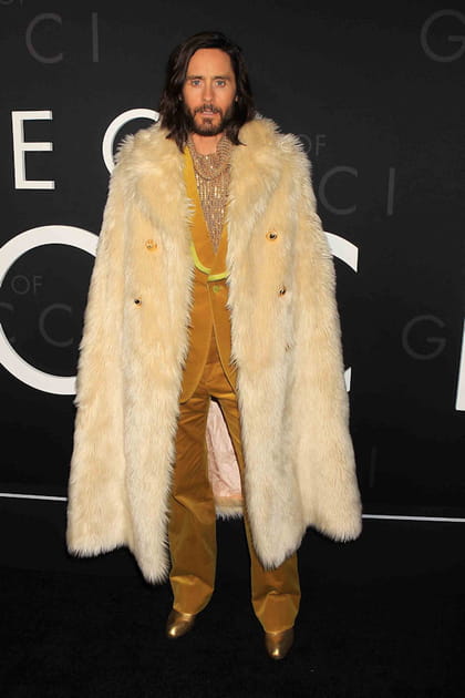 Jared Leto en manteau en fourrure XXL