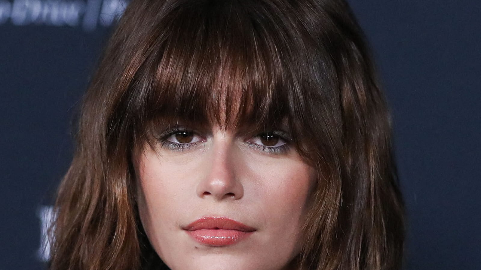 Kaia Gerber avec frange