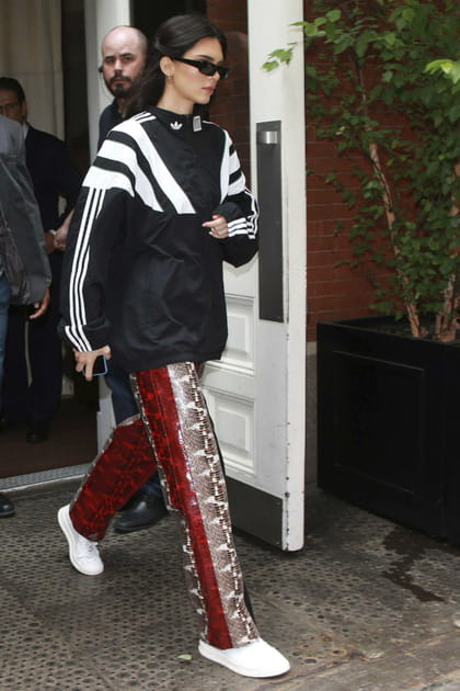 Kendall Jenner version ville en jogging