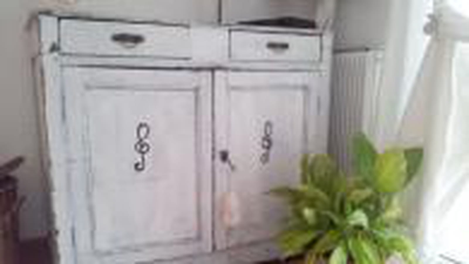 Meuble ancien