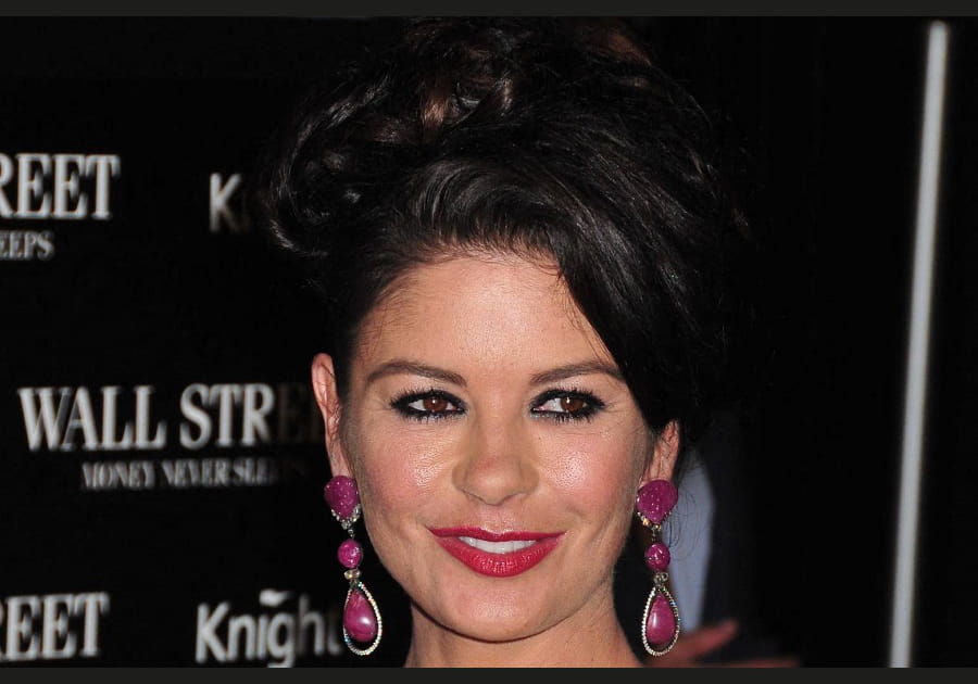 Le chignon sophistiqu&eacute; de Catherine Zeta-Jones