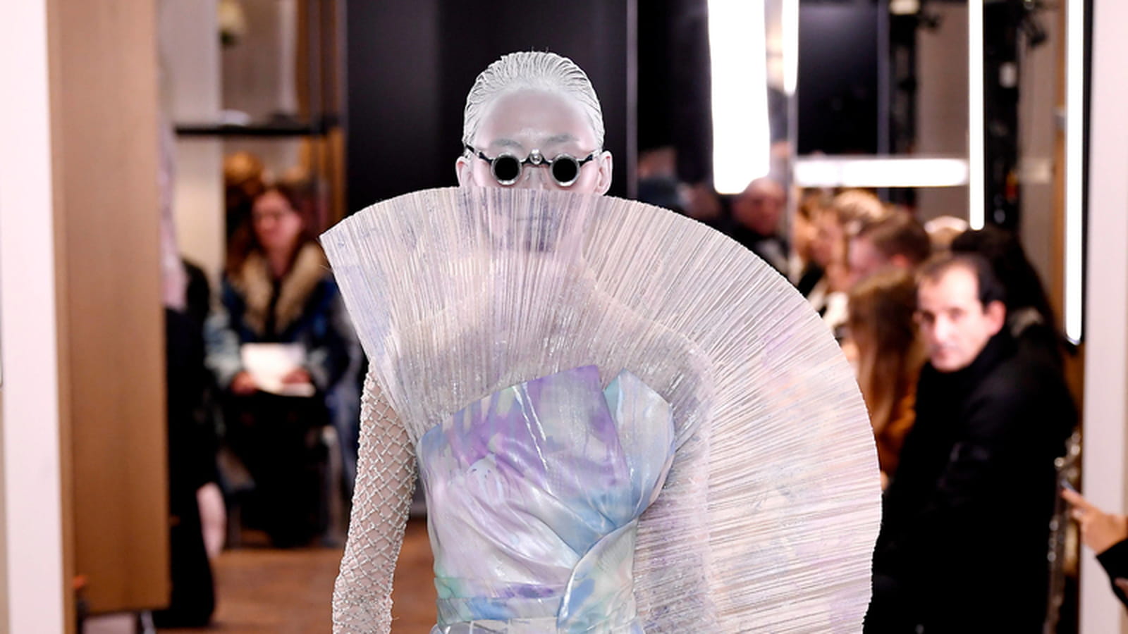 Look 14
