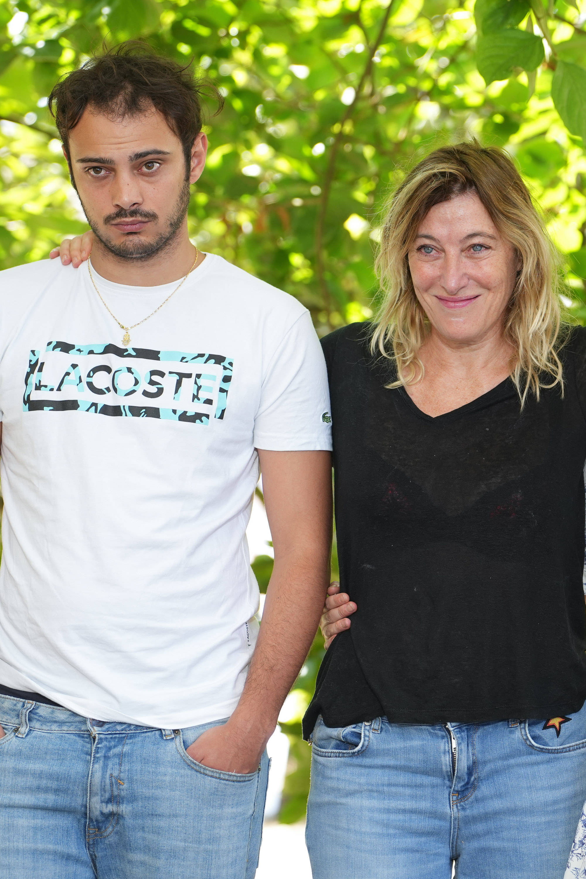 Sofiane Bennacer et Valeria BruniTedeschi ont 33 ans d'écart Sofiane Bennacer et Valeria BruniTedeschi ont 33 ans d'écart