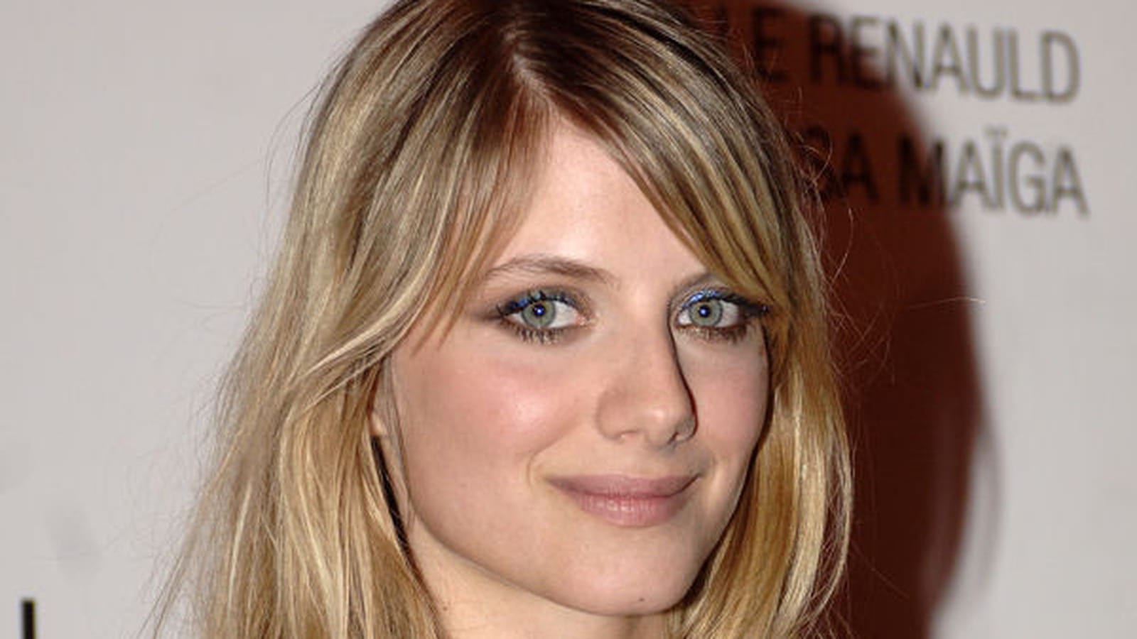 Mélanie Laurent, cheveux longs