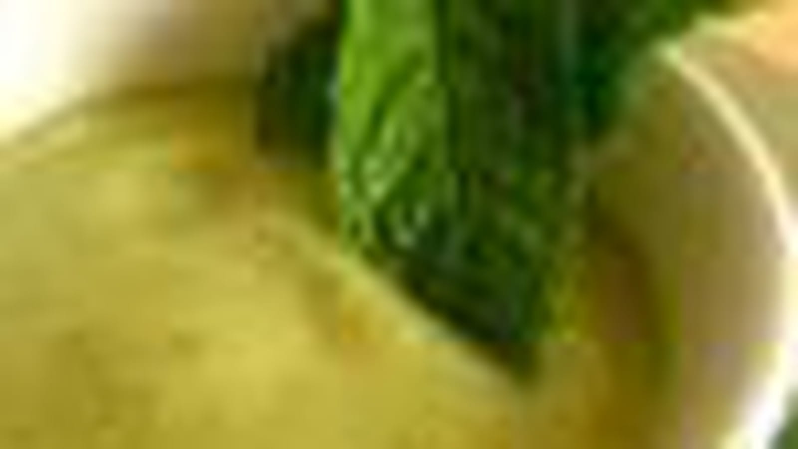Velouté courgette-avocat