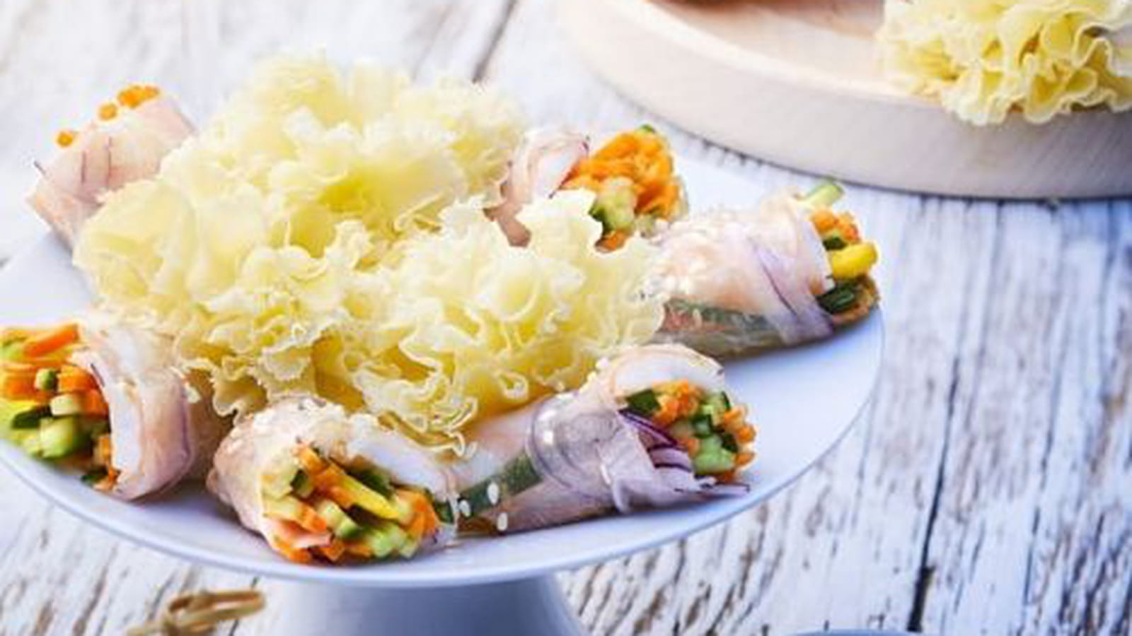 Roulés aux langoustines accompagnés de tête de Moine