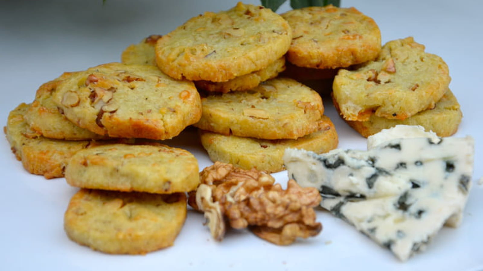Sablés roquefort et noix