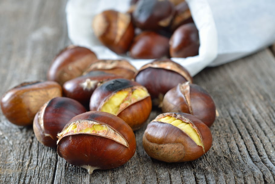 Comment décortiquer facilement les châtaignes et marrons ?
