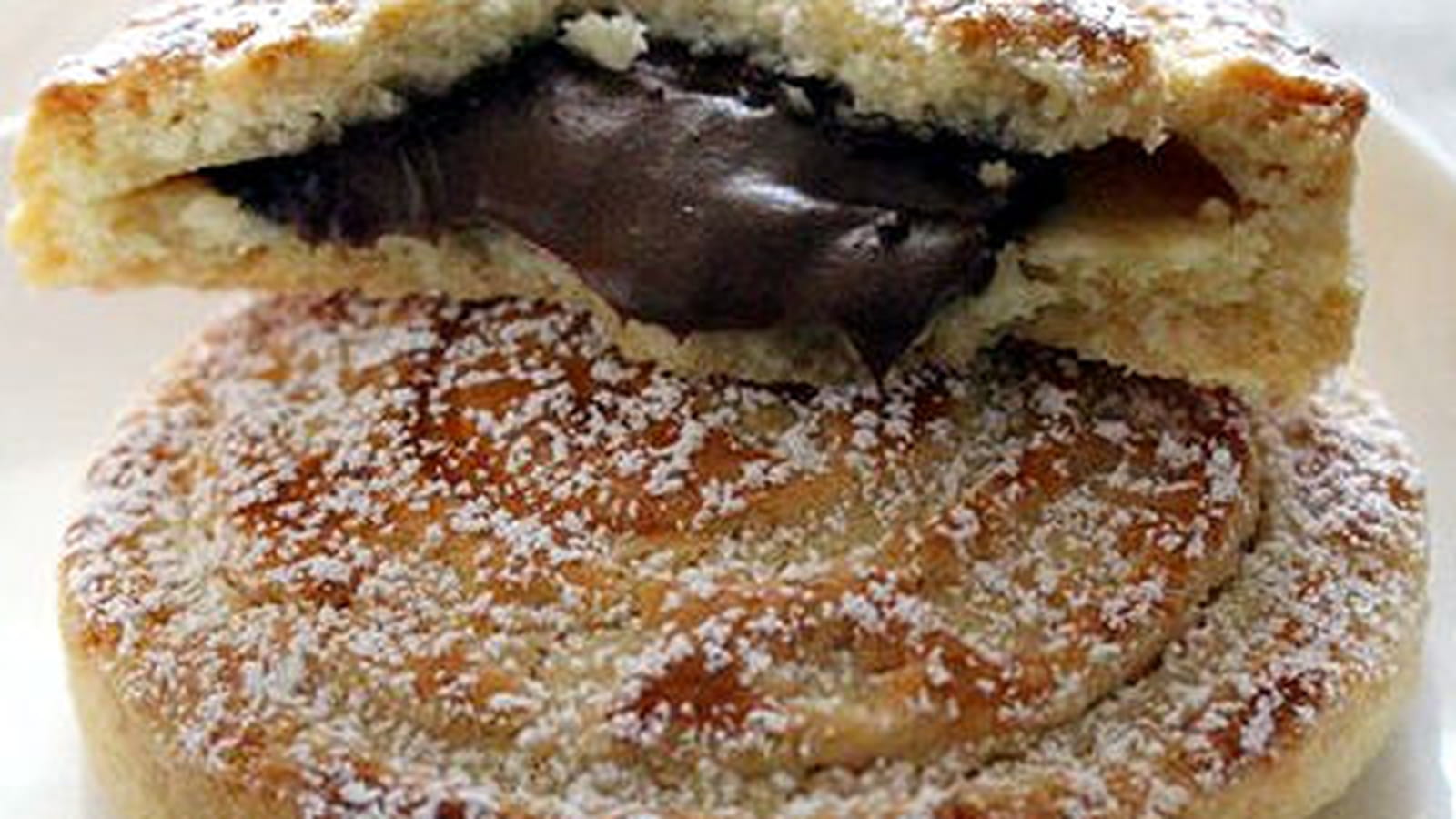 Sablés fourrés à la pâte à tartiner