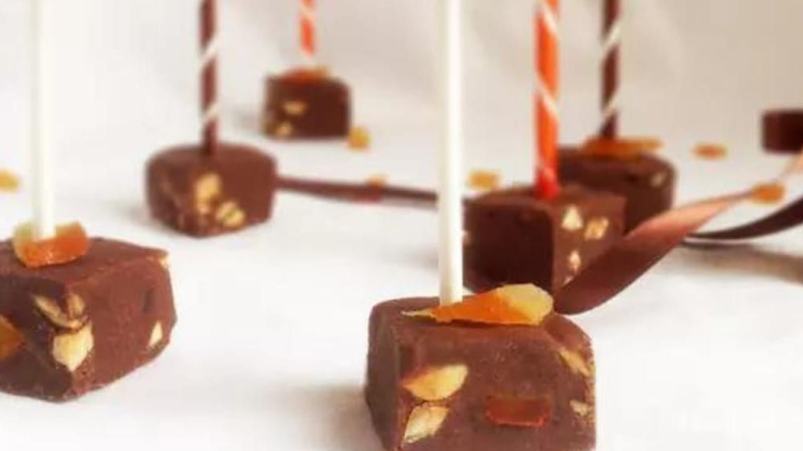 Sucettes fudge orange cannelle