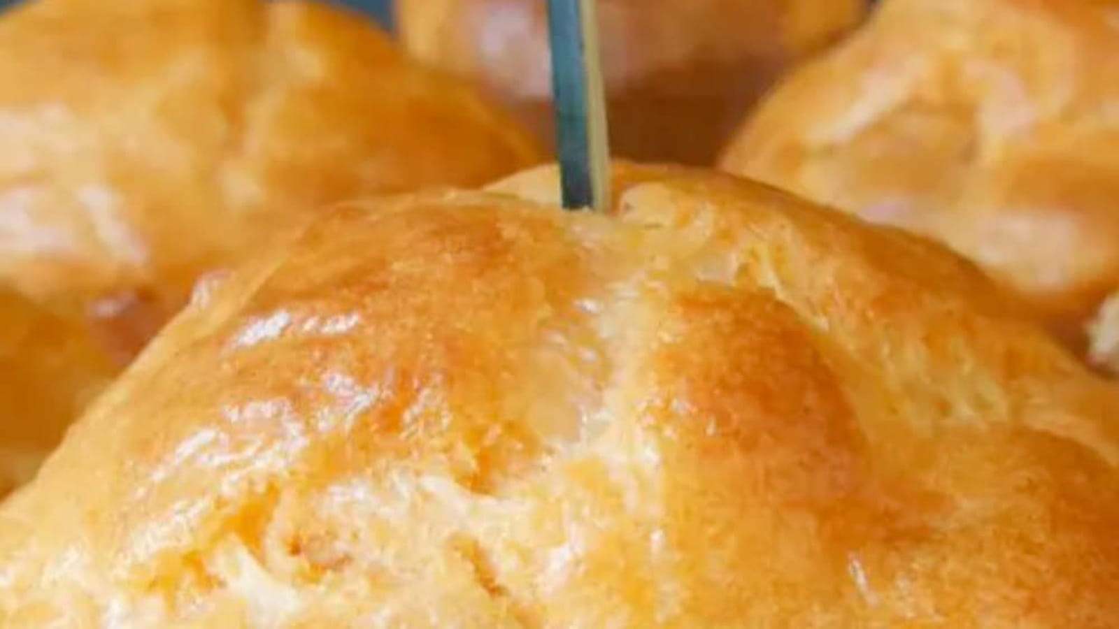 Muffins aux saucisses façon hot dog
