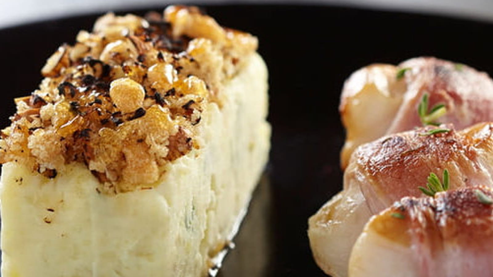 Crumble de Ratte du Touquet et ses brochettes de St-Jacques