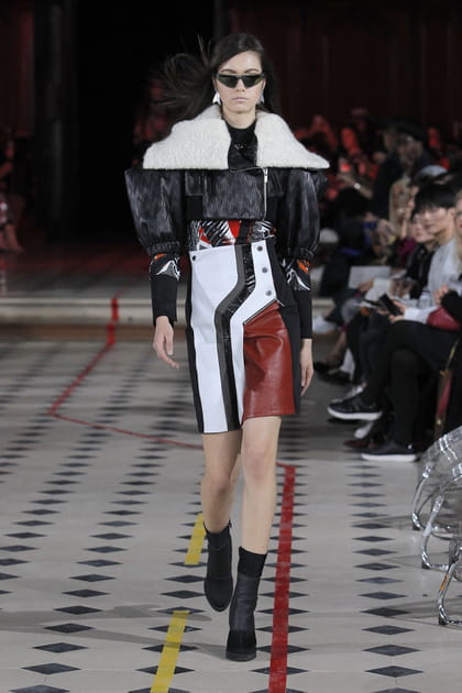 D&eacute;fil&eacute; Luis Buchinho