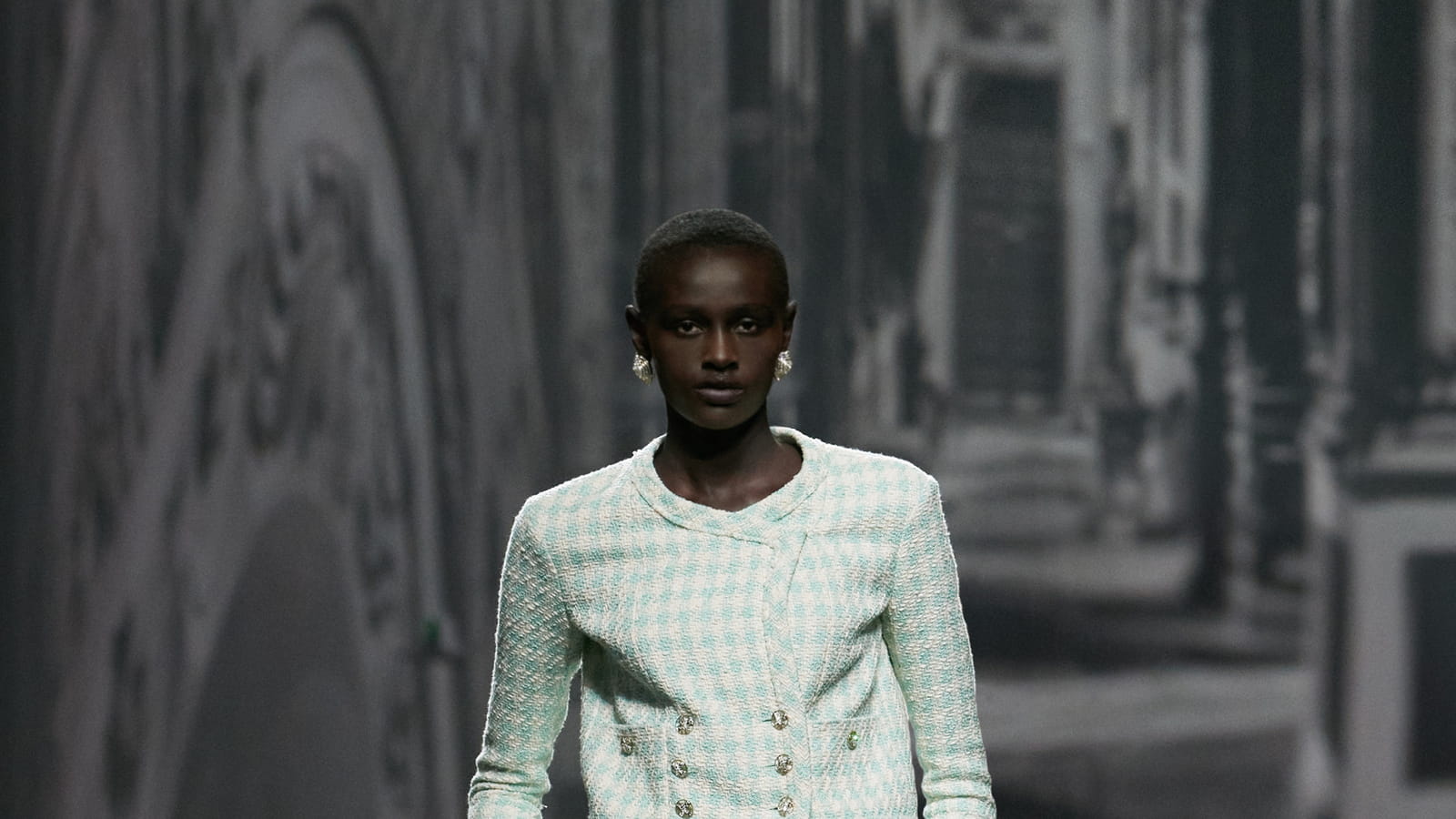 Look 35