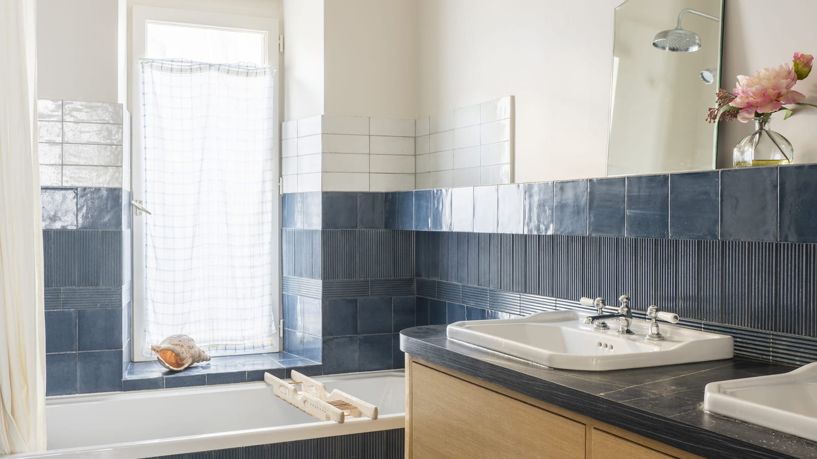 Salle de bains après