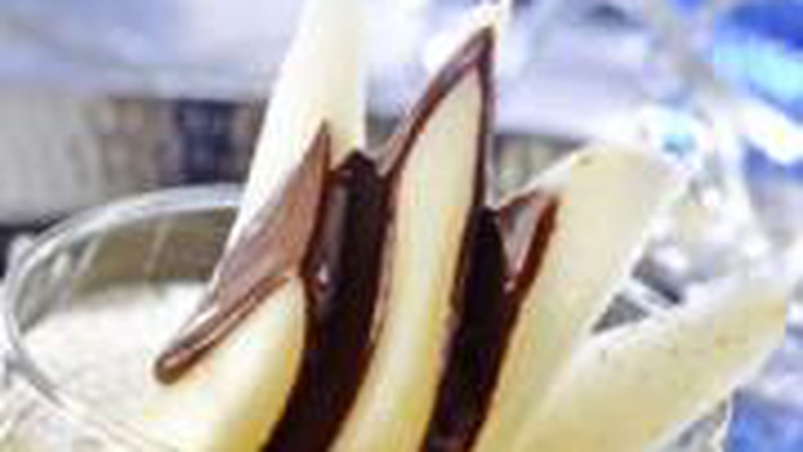 Délice de poires, crème d'amande et chocolat