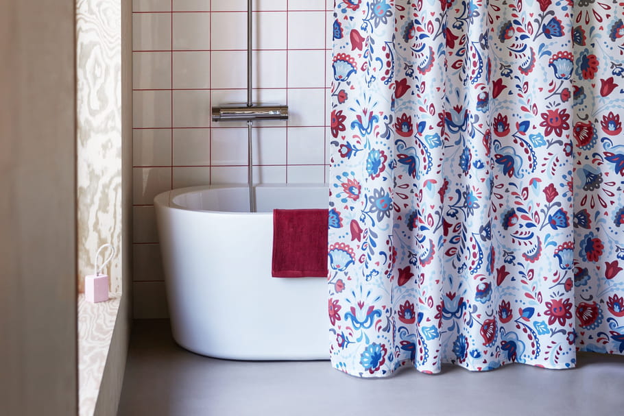 Oui, le rideau de douche peut-être tout sauf ringard !