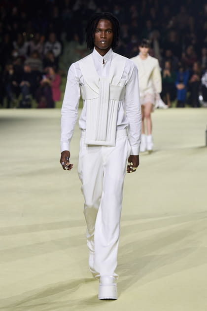 Look 3 du défilé Balmain