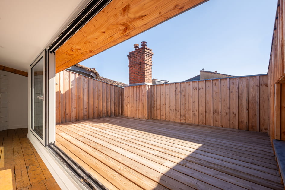 Apr&egrave;s&nbsp;: une vaste terrasse trop&eacute;zienne baign&eacute;e de soleil