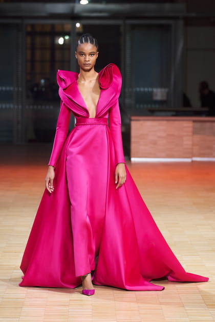 Look 54&nbsp;du d&eacute;fil&eacute; Elie Saab