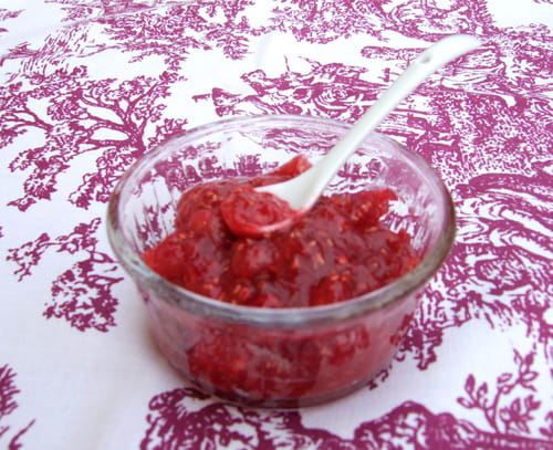 Confiture de framboises et bananes à la cannelle