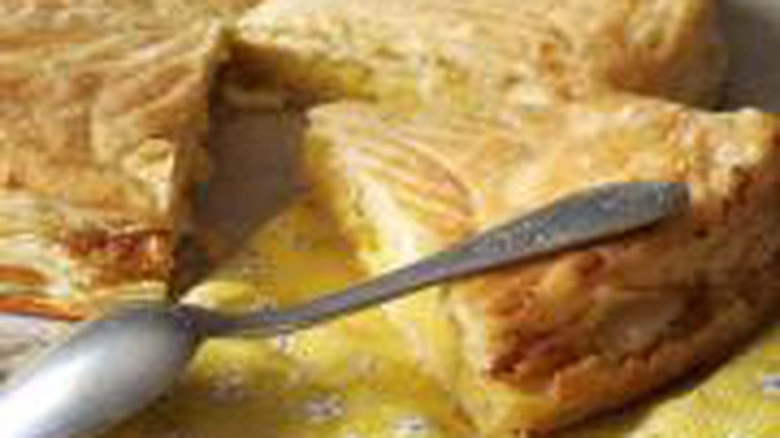 Galette des rois frangipane citron vert, fleur d'oranger et miel