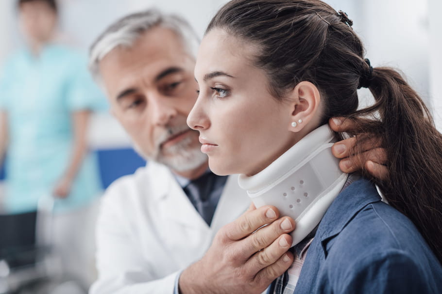 Fracture des cervicales : traitement, opération, conséquences
