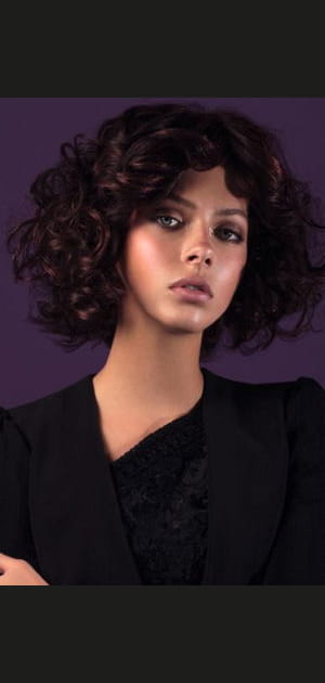 Les boucles serr&eacute;es par Vog